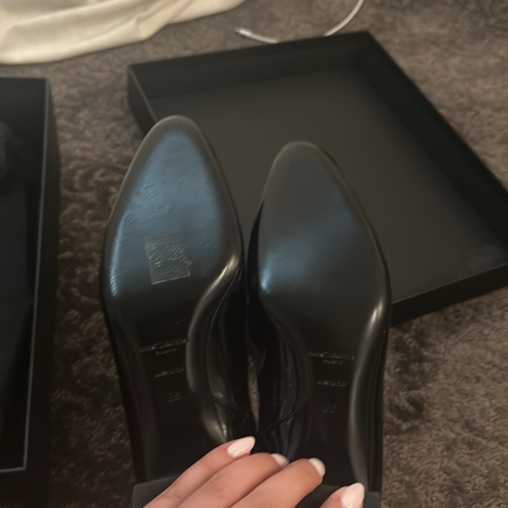 SAINT LAURENT LOW HEEL BOOTIES - Picture 9 of 10